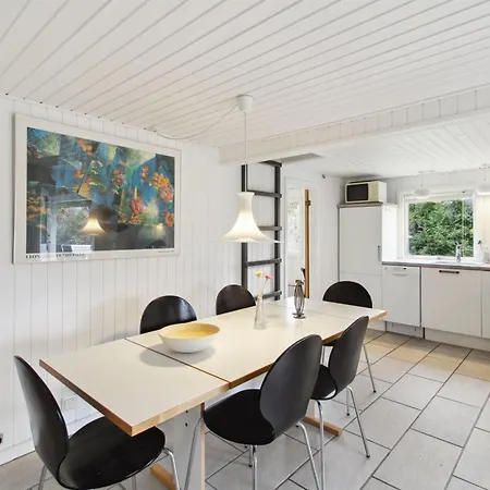 Σπίτι διακοπών Iris - 300m From The Sea By Interhome